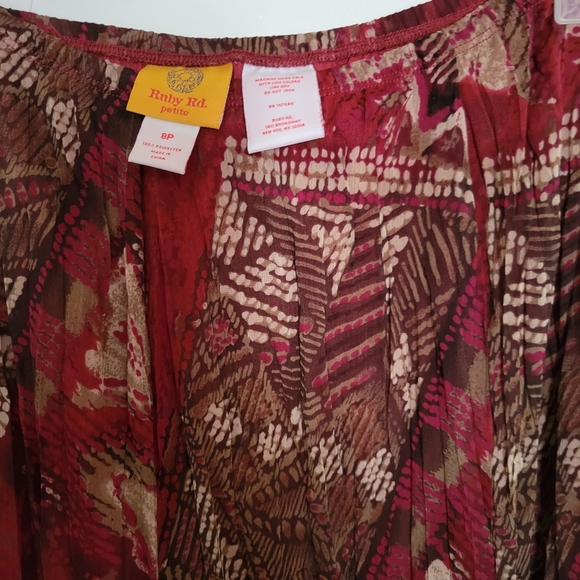 Ruby Rd crinkle Skirt - Picture 3 of 4